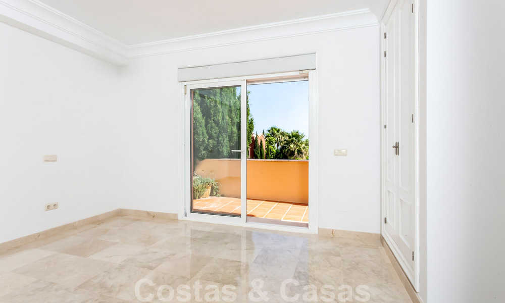 Semi-detached house for sale in a gated community on the Golden Mile in Marbella 30855