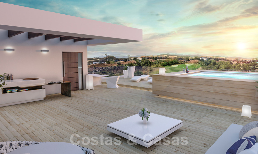 Modern new build villa for sale, directly on the golf course with panoramic golf, mountain and sea views in Estepona 30868