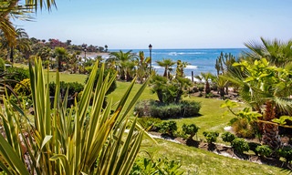 Exclusive apartment for sale with sea views in a frontline beach complex on the New Golden Mile, Marbella - Estepona 30942 