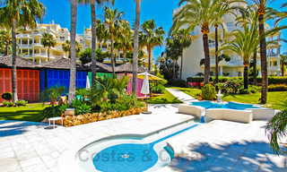 Exclusive apartment for sale with sea views in a frontline beach complex on the New Golden Mile, Marbella - Estepona 30946 
