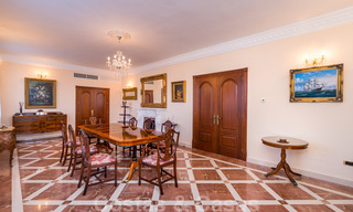 Stately classic Mediterranean style country villa for sale on the New Golden Mile near the beach and Estepona Centre 31394 