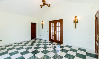 Stately classic Mediterranean style country villa for sale on the New Golden Mile near the beach and Estepona Centre 31409 