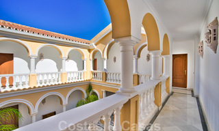 Stately classic Mediterranean style country villa for sale on the New Golden Mile near the beach and Estepona Centre 31419 