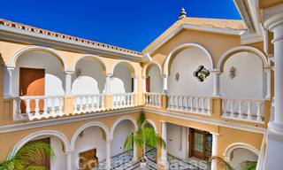 Stately classic Mediterranean style country villa for sale on the New Golden Mile near the beach and Estepona Centre 31420 