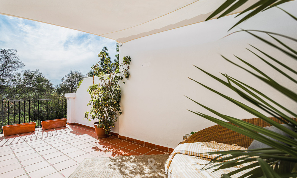 Renovated family home for sale in gated complex close to Puente Romano on the Golden Mile in Marbella 31283