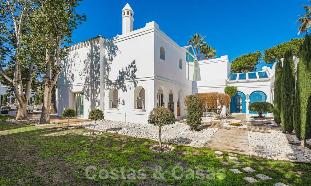 Unique Andalusian-Moorish style mansion at walking distance to the beach and the golf course for sale in west Marbella 31300