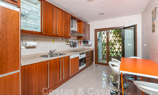 Spacious luxury flat with a large terrace in a small residence on the Golden Mile for sale in Marbella 31457 