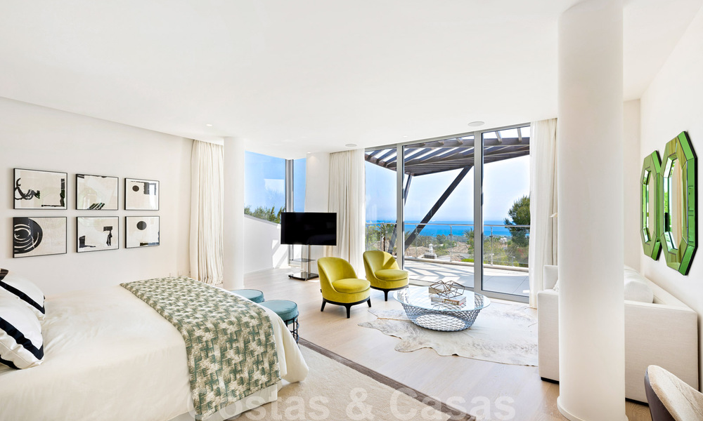 Prime location, modern designer house for sale in the hills of Marbella, above the Golden Mile in Sierra Blanca 31490