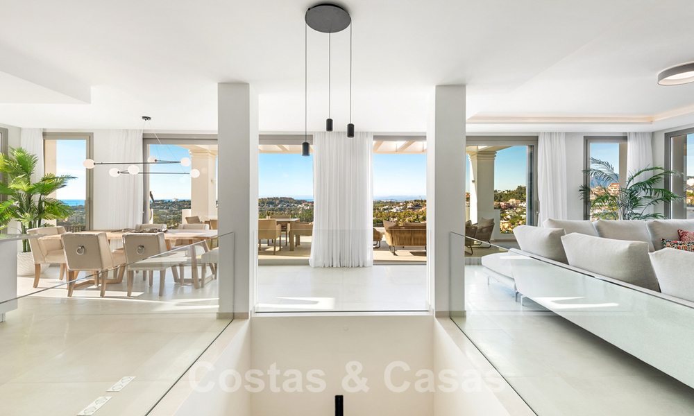 Move in ready, new luxury penthouse for sale with panoramic sea views in an exclusive development in Nueva Andalucia in Marbella 31553