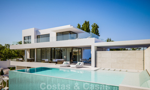 Modern new villas with sea views for sale, located in a gated and secure community in Benahavis - Marbella 31571