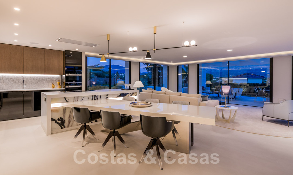 Refurbished luxury villa in contemporary style for sale, close to amenities in the golf valley of Nueva Andalucia, Marbella 31775