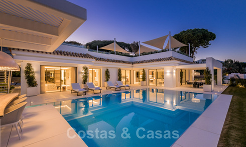 Refurbished luxury villa in contemporary style for sale, close to amenities in the golf valley of Nueva Andalucia, Marbella 31777