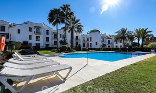 Well maintained, 3 bedroom apartment with golf views for sale in a sought-after golf complex in Benahavis - Marbella 32293 