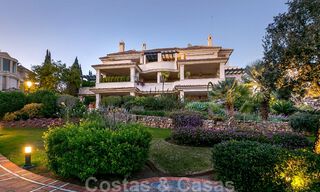 Spacious luxury penthouse with panoramic views for sale on a golf course in Nueva Andalucia, Marbella 32094 