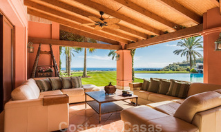 Elegant, Mediterranean style estate with sea views for sale in Benahavis - Marbella 32357 