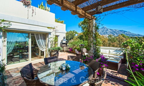 Gorgeous south facing penthouse with stunning sea- and mountain views for sale in the Golf Valley of Nueva Andalucia, Marbella 32464
