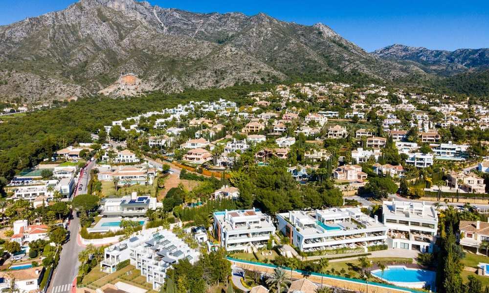 Spacious, modern design penthouse apartment with stunning sea views for sale in Sierra Blanca on the Golden Mile, Marbella 32683
