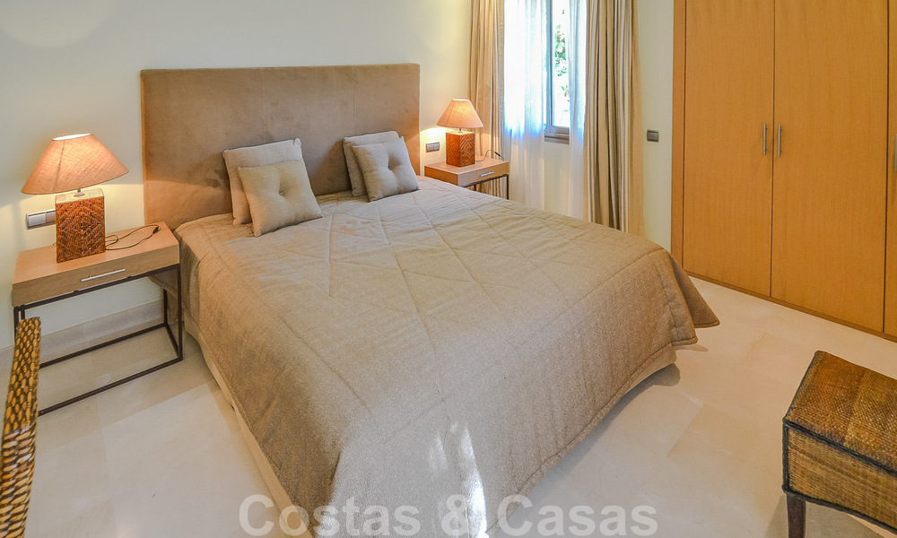 Spacious luxury flat with a generous terrace and garden for sale in prestigious development on the Golden Mile in Marbella 32756
