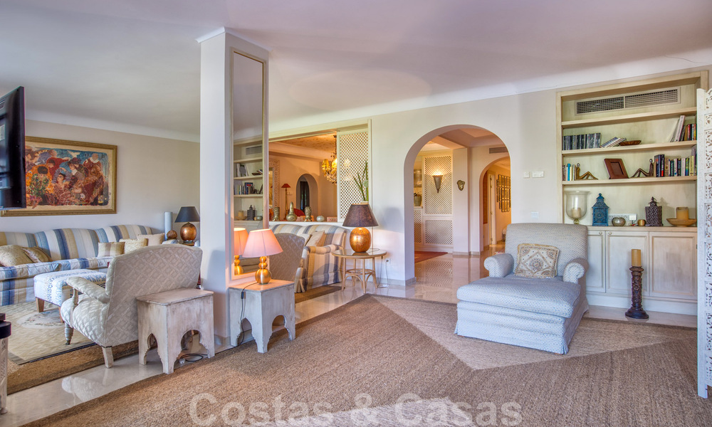 4-bedroom luxury flat in a frontline beach complex at walking distance to Puerto Banus in Marbella 32826