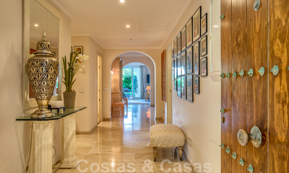4-bedroom luxury flat in a frontline beach complex at walking distance to Puerto Banus in Marbella 32829