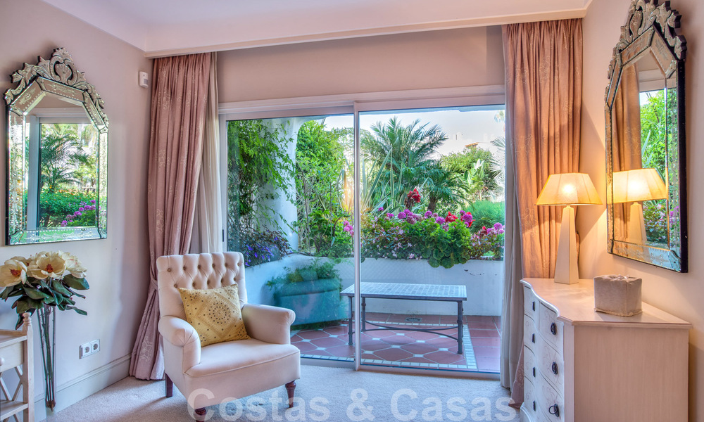 4-bedroom luxury flat in a frontline beach complex at walking distance to Puerto Banus in Marbella 32832