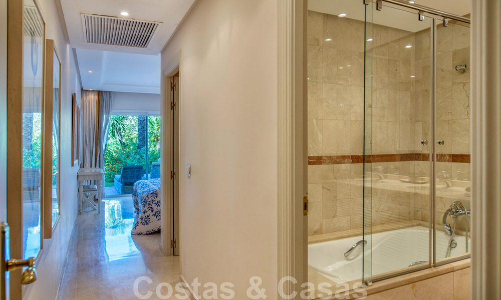 4-bedroom luxury flat in a frontline beach complex at walking distance to Puerto Banus in Marbella 32833
