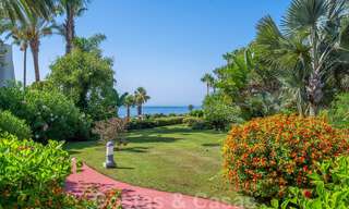 4-bedroom luxury flat in a frontline beach complex at walking distance to Puerto Banus in Marbella 32842 