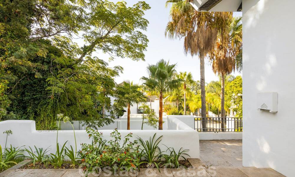 Luxury villa for sale in Spanish style within walking distance to the beach, golf course and amenities in the prestigious Guadalmina Baja in Marbella 32903