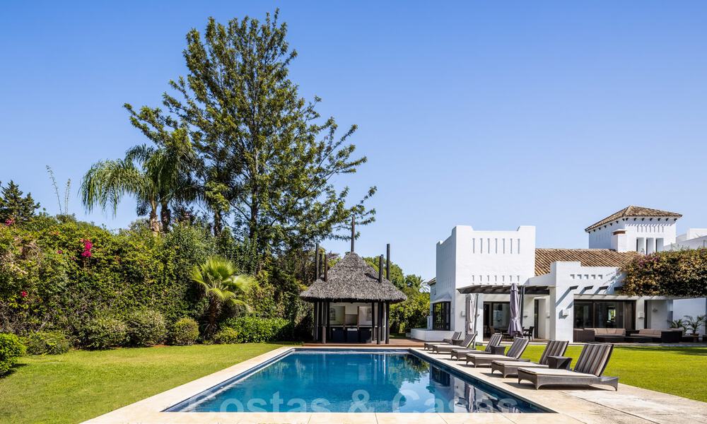 Luxury villa for sale in Spanish style within walking distance to the beach, golf course and amenities in the prestigious Guadalmina Baja in Marbella 32906