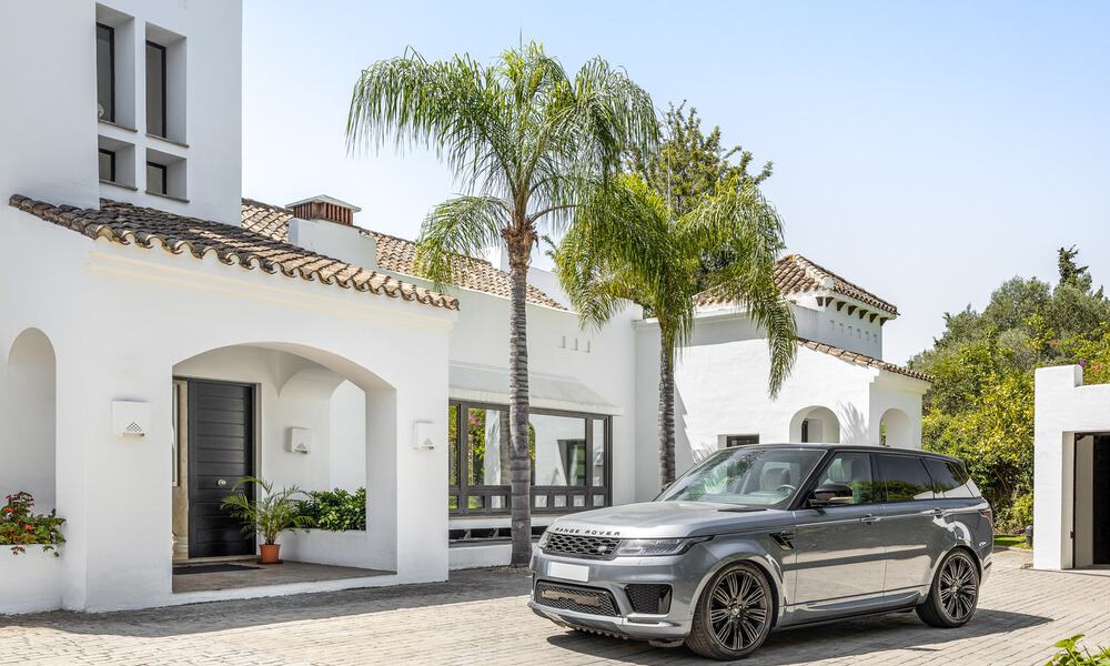 Luxury villa for sale in Spanish style within walking distance to the beach, golf course and amenities in the prestigious Guadalmina Baja in Marbella 32909