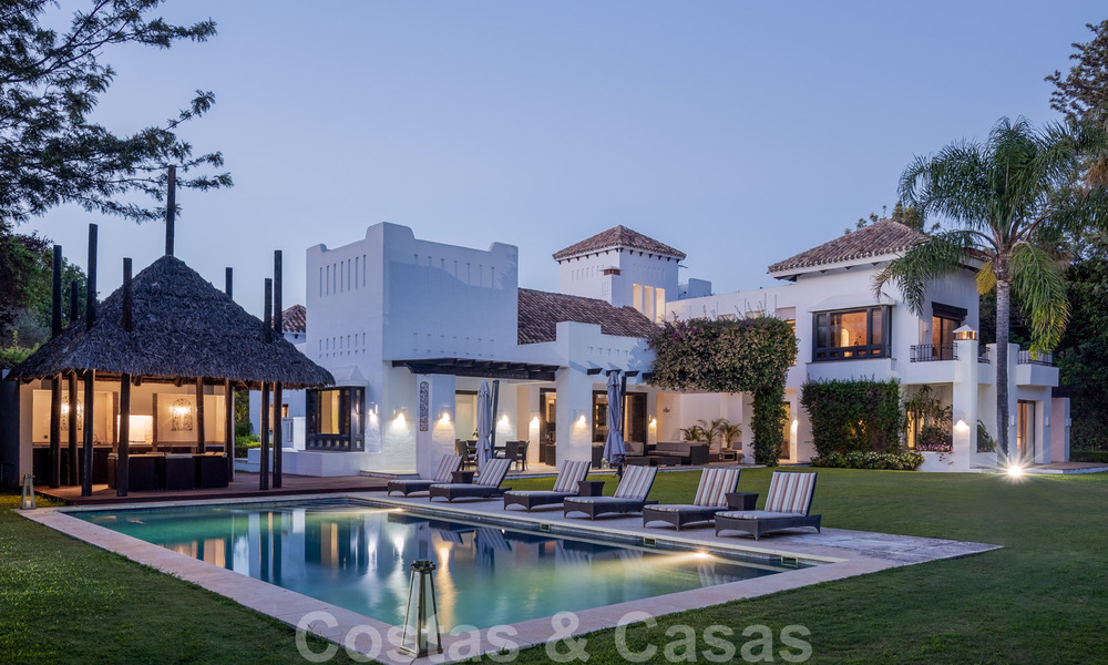 Luxury villa for sale in Spanish style within walking distance to the beach, golf course and amenities in the prestigious Guadalmina Baja in Marbella 32925
