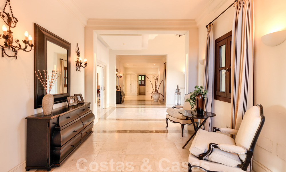 Luxury villa for sale in a classic Mediterranean style with lovely sea views in a gated community on the Golden Mile, Marbella 33021