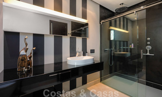 Contemporary villa for sale in the middle of nature with breath-taking views of the lake, the mountains and the sea near Marbella 33170 