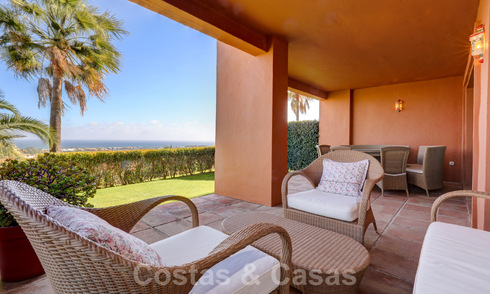 Luxury apartment for sale with private garden and sea views in a luxury five-star golf resort in Benahavis - Marbella 33324