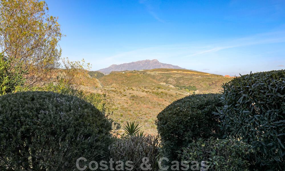 Luxury apartment for sale with private garden and sea views in a luxury five-star golf resort in Benahavis - Marbella 33352