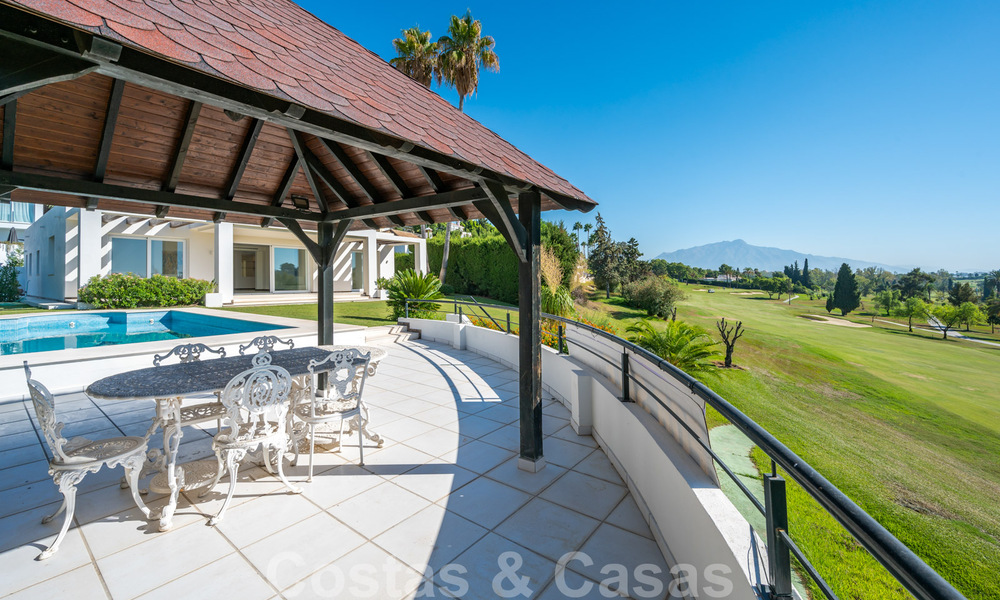 Modern luxury villa for sale in Marbella - Benahavis with panoramic golf views, ready to move in 33491