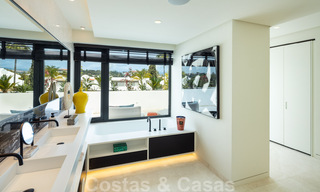 Ready to move in modern design villa for sale in Nueva Andalucia - Marbella, at a stone's throw from amenities 34003 