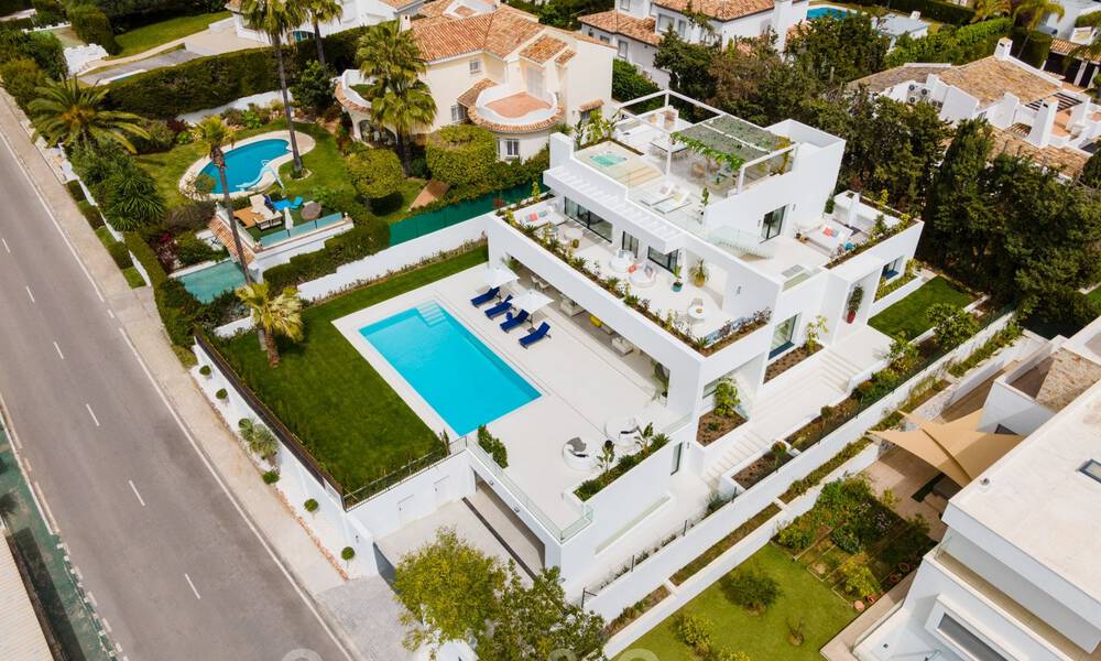 Ready to move in modern design villa for sale in Nueva Andalucia - Marbella, at a stone's throw from amenities 34020
