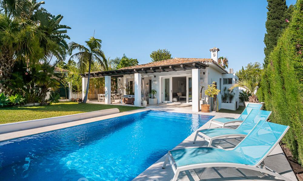 Modern renovated villa for sale in a calm, residential area near golf and beach in Guadalmina - San Pedro, Marbella 34139