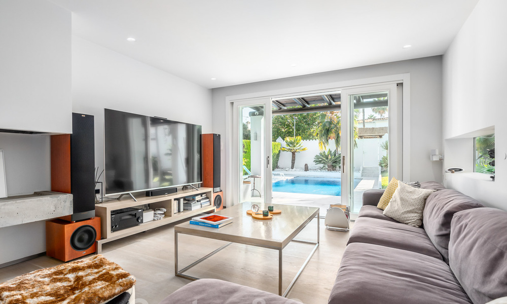 Modern renovated villa for sale in a calm, residential area near golf and beach in Guadalmina - San Pedro, Marbella 34149