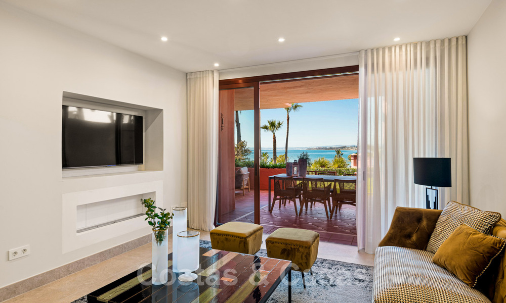 Frontline beach luxury garden flat for sale in an exclusive complex between Marbella and Estepona 34192