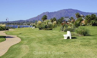 Frontline beach luxury garden flat for sale in an exclusive complex between Marbella and Estepona 34218 