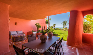 Frontline beach luxury flat for sale with open sea views in an exclusive complex between Marbella and Estepona 34234 