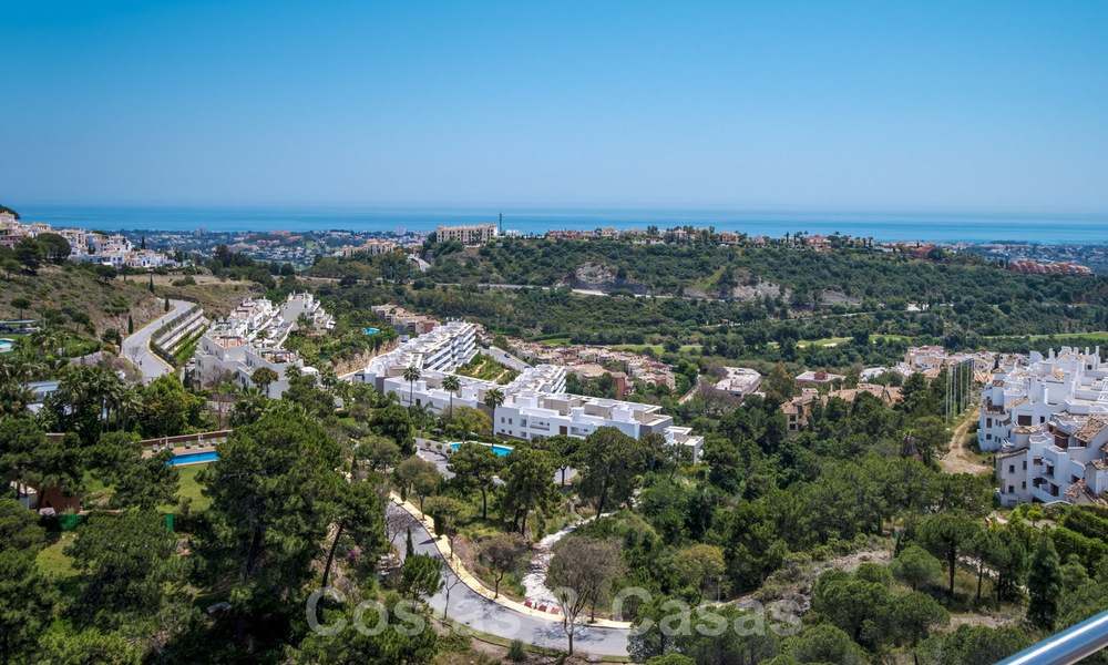 Exclusive and high-tech modern style villa with panoramic sea views for sale, in a prestigious urbanization in Benahavis - Marbella. Completed. 34360