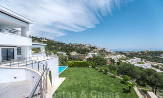 Exclusive and high-tech modern style villa with panoramic sea views for sale, in a prestigious urbanization in Benahavis - Marbella. Completed. 34391 