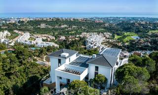 Exclusive and high-tech modern style villa with panoramic sea views for sale, in a prestigious urbanization in Benahavis - Marbella. Completed. 34435 