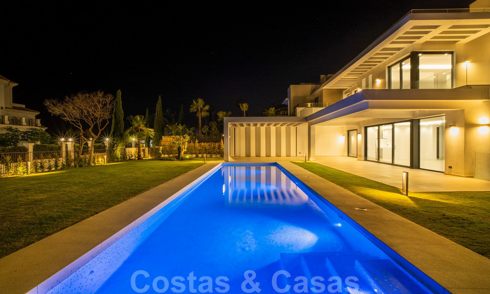 Ready to move in, new modern villa for sale in a five star golf resort in Marbella - Benahavis 34477