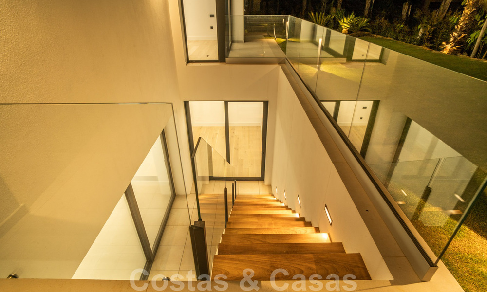 Ready to move in, new modern villa for sale in a five star golf resort in Marbella - Benahavis 34503