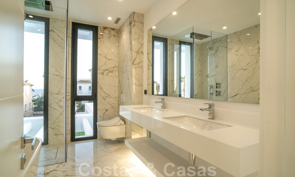 Ready to move in, new modern villa for sale in a five star golf resort in Marbella - Benahavis 34509