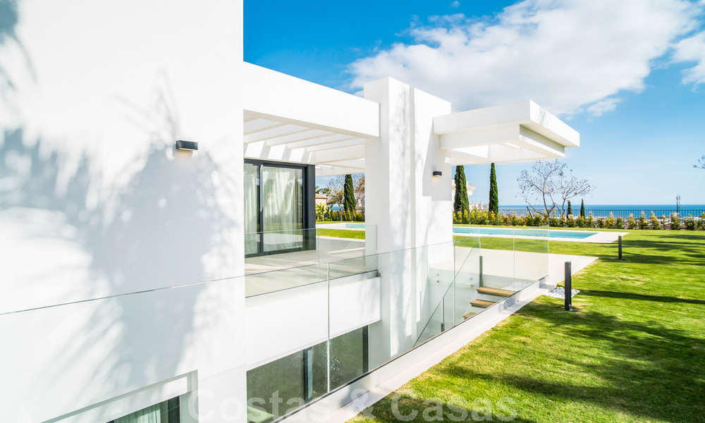 Ready to move in, modern new build villa for sale in a five star golf resort in Marbella - Benahavis 34543